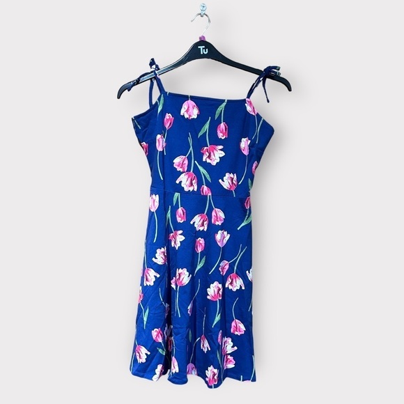 Dorothy Perkins Dresses & Skirts - - Beautiful floral detail summer dress Dorothy Perkins new size 12 ladies